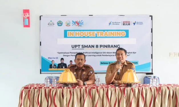 SMAN 8 Pinrang Gelar In House Training (IHT) Optimalisasi Pemanfaatan Arificial Intelligence (AI) dalam Menyusun Perangkat Ajar